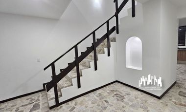 CASA SOBRE AV. TEPEYAC IDEAL PARA NEGOCIO