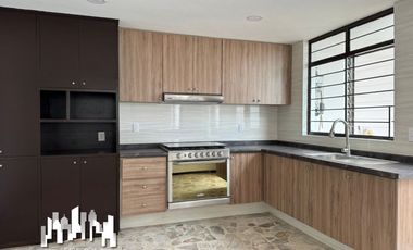 CASA SOBRE AV. TEPEYAC IDEAL PARA NEGOCIO