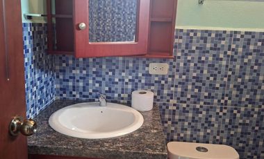 Ricaurte Venta de 3 casas mas terreno