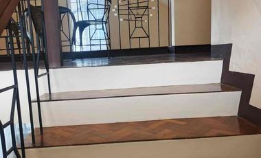 4BR House for Rent in Woodridge