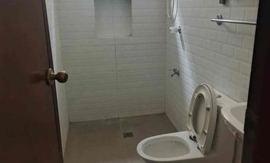 4BR House for Rent in Woodridge