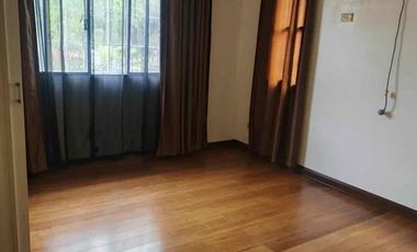4BR House for Rent in Woodridge