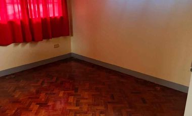 4BR House for Rent in Woodridge