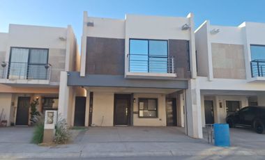 CASA EN RENTA LA GAVIA RESIDENCAL