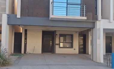 CASA EN RENTA LA GAVIA RESIDENCAL