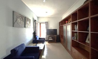 RUMAH MEWAH LUAS 982 M2 DI TANJUNG BUNGA MAKASSAR. 5+2 KAMAR TIDUR. FULL FURNISH DAN ELEKTORNIK.