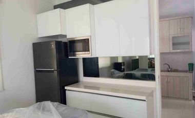 Sewa rumah bagus & modern Cipete Jakarta selatan ( semi furnished )