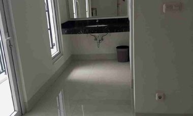 Sewa rumah bagus & modern Cipete Jakarta selatan ( semi furnished )