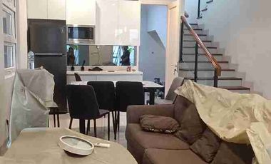 Sewa rumah bagus & modern Cipete Jakarta selatan ( semi furnished )