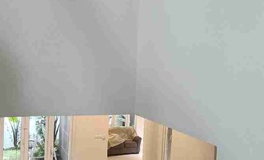 Sewa rumah bagus & modern Cipete Jakarta selatan ( semi furnished )