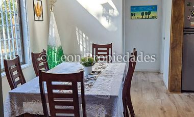 Leon Propiedades vende parcela con casa en sector el Quillay, Curacaví.