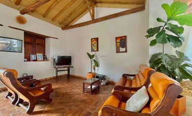 VENTA, CASA EN BARICHARA - COLOMBIA