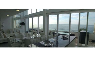 Venta de Departamento Zona Centro de Manta