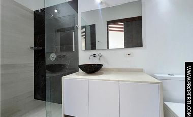 Casa en Arriendo Sector Loma del Escobero - Envigado