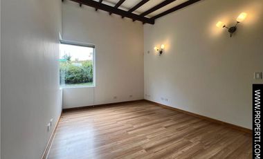 Casa en Arriendo Sector Loma del Escobero - Envigado