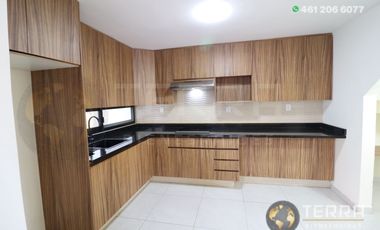 Se renta casa en en una privada de la Misión, en Celaya, Guanajuato, una excelente ubicación, prácticamente atrás de Parque Celaya, con todos los serv