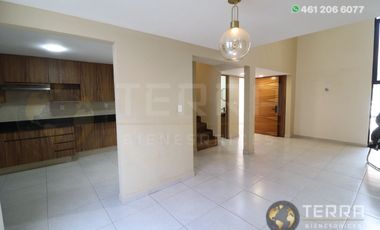 Se renta casa en en una privada de la Misión, en Celaya, Guanajuato, una excelente ubicación, prácticamente atrás de Parque Celaya, con todos los serv