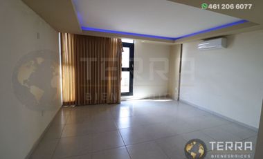 Se renta casa en en una privada de la Misión, en Celaya, Guanajuato, una excelente ubicación, prácticamente atrás de Parque Celaya, con todos los serv