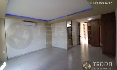 Se renta casa en en una privada de la Misión, en Celaya, Guanajuato, una excelente ubicación, prácticamente atrás de Parque Celaya, con todos los serv