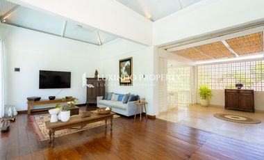 DIJUAL VILLA MEWAH 4KT SIAP HUNI DENGAN DESAIN MODERN & SENTUHAN BALI