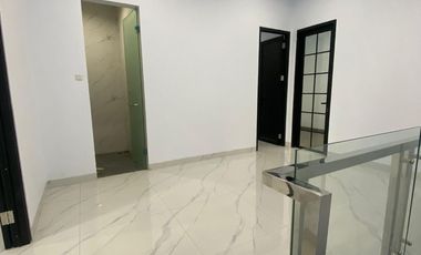 DIJUAL CEPAT RUMAH DI TAMAN SURYA 5