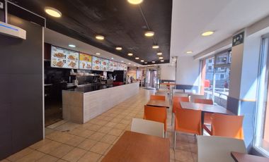 VENTA LOCAL COMERCIAL, AV 10 DE AGOSTO Y RIOFRIO. ESQUINERO