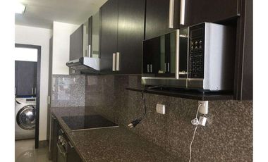 Departamento en Venta en Manta con Vista al Mar