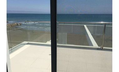 Departamento en Venta en Manta con Vista al Mar