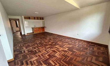 Alquila en Surco – 3 dormitorios, balcón por S/ 2,500
