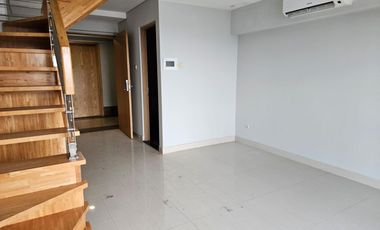 Apt kebon jeruk maqna residence 2 lantai loft design, akses tol dekat, akses jalan bebas banjir murah banget