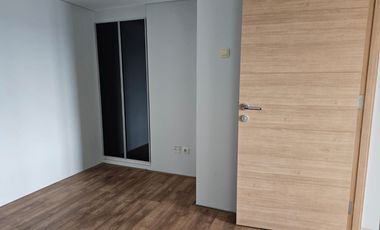 Apt kebon jeruk maqna residence 2 lantai loft design, akses tol dekat, akses jalan bebas banjir murah banget
