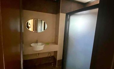 4BR Woodridge House for Rent