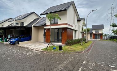 Disewa Rumah Posisi Sudut 2 Menit ke Bandara & 1 Menit Jalan Tol