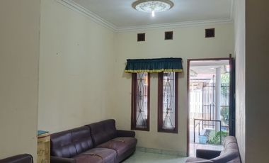 Rumah di Tanjungsari Asri Antapani dekat Arcamanik Bandung jalan lebar dekat tanjung sari asri residence