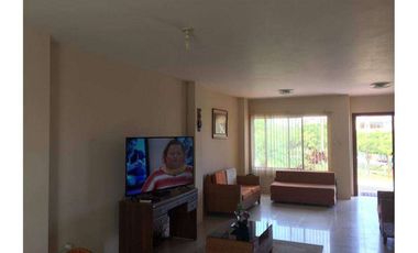 Venta de Casa en Urbanización Zona Sur de Manta