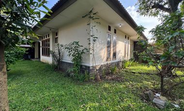 Rumah Lama di Tanjungsari asri Antapani dekat arcamanik Bandung