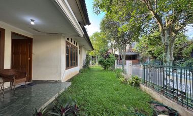 Rumah Lama di Tanjungsari asri Antapani dekat arcamanik Bandung