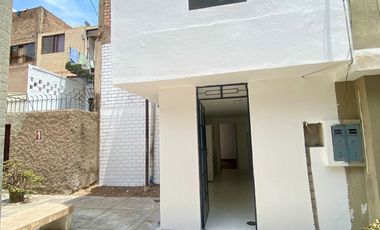 🏡 𝗖𝗵𝗮𝗹𝗲𝘁 𝗗𝘂́𝗽𝗹𝗲𝘅 𝘁𝗶𝗽𝗼 𝗰𝗮𝘀𝗮 𝗲𝗻 𝗠𝗶𝗿𝗼𝗻𝗲𝘀 – 𝗔𝗺𝗽𝗹𝗶𝗼 𝘆 𝗯𝗶𝗲𝗻 𝘂𝗯𝗶𝗰𝗮𝗱𝗼