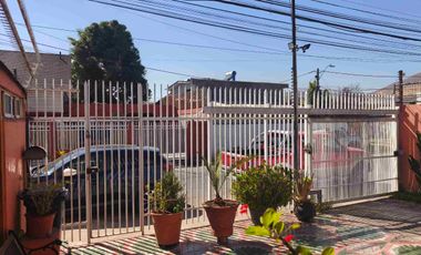 Casa en Calle Luis Torterolo, Quilicura.
