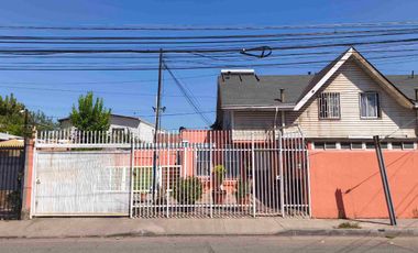 Casa en Calle Luis Torterolo, Quilicura.