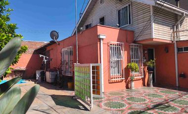 Casa en Calle Luis Torterolo, Quilicura.