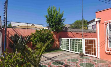 Casa en Calle Luis Torterolo, Quilicura.