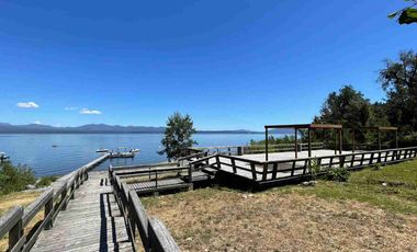 🌿✨ Tu refugio soñado con vista al Lago Villarrica ✨🌿