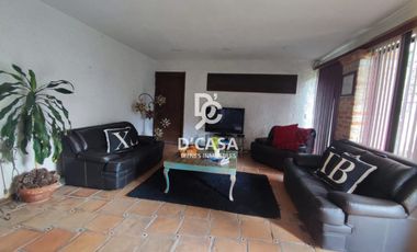 SE VENDE CASA EN ÁLAMOS