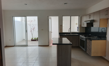 CASA 2 RECAMARAS EN TLAQUEPAQUE PERIFERICO SUR