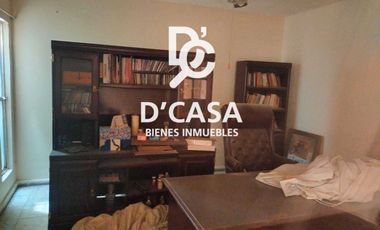 SE VENDE CASA EN AVENIDA LÁZARO CÁRDENAS, LAS FLORES