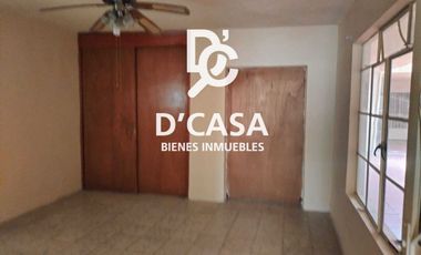 SE VENDE CASA EN AVENIDA LÁZARO CÁRDENAS, LAS FLORES