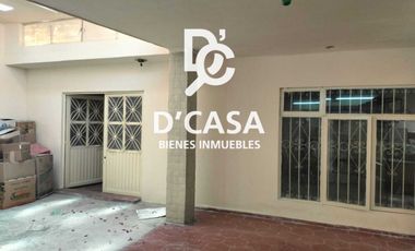 SE VENDE CASA EN AVENIDA LÁZARO CÁRDENAS, LAS FLORES