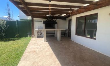 Jardines del Polo, Machali