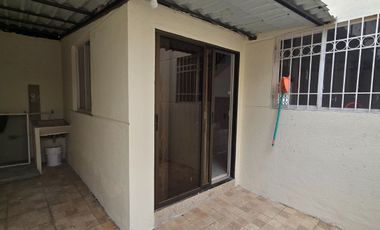 BIESS ¡Oportunidad! US$ 76.000 Venta de Casa en Mucho Lote 2 Norte de Guayaquil – 3 dormitorios